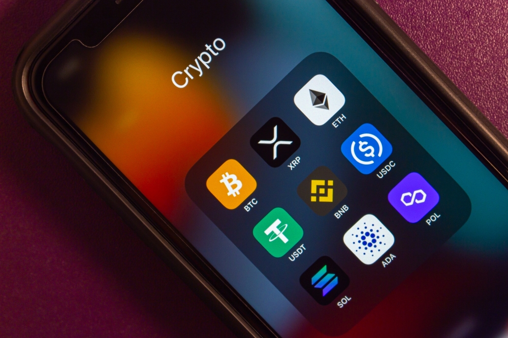 BTC (Bitcoin), XRP (Ripple), ETH (Ethereum), USDT (Tether), BNB (Binance Coin), USDC, SOL (Solana), ADA (Cardano) and POL (Polygon) icons. 